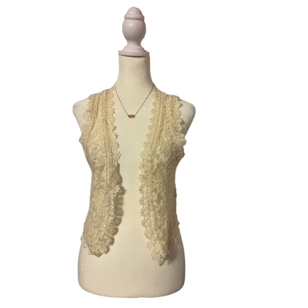 Ultra Pink Cream Lace Vest Size M